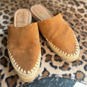 Sam Elderman Suede Espadrille Mules